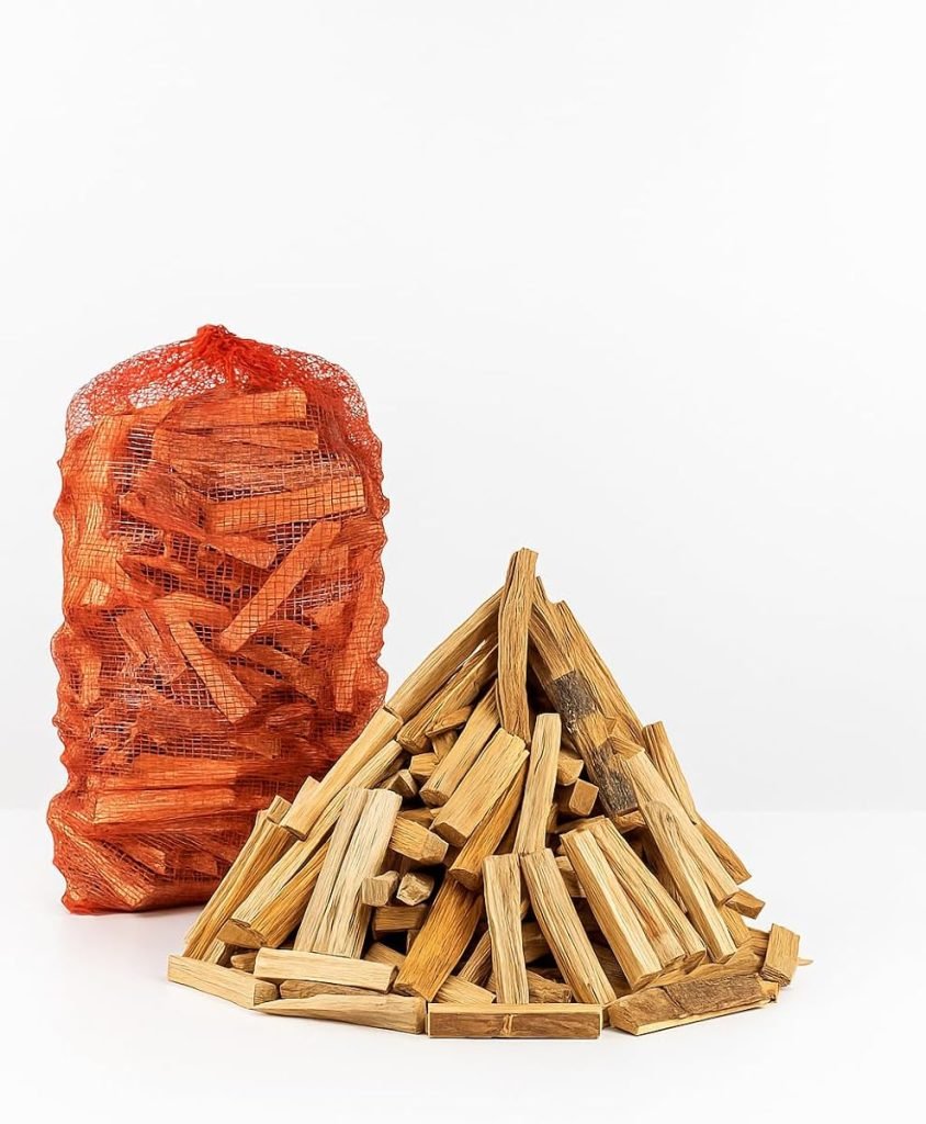 Astillas Encendido Pino Ecológica, Madera Seca Natural para Barbacoa, Chimenea, Caldera y Estufa, Saco de 6,5 Kgs. Astillas de Pino Natural para Barbacoas y Chimeneas.
